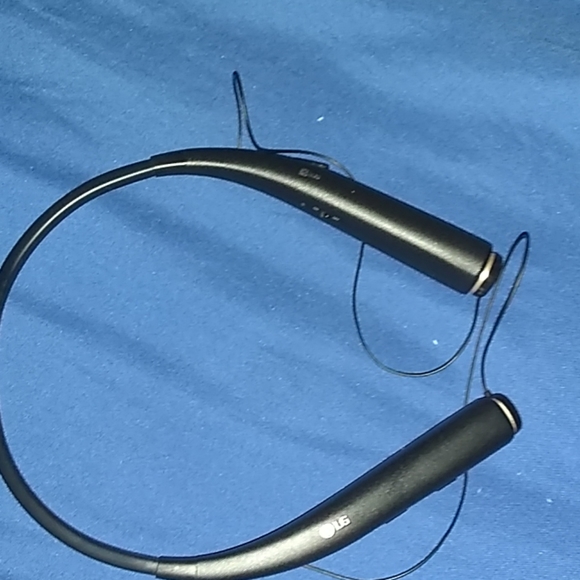 Headphones Lg - Picture 1 of 2